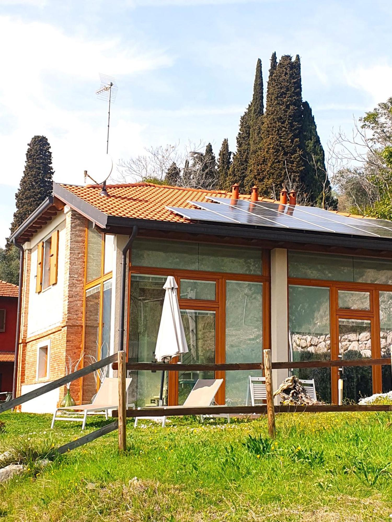 Agriturismo Podere Nigriano Salò Exteriör bild