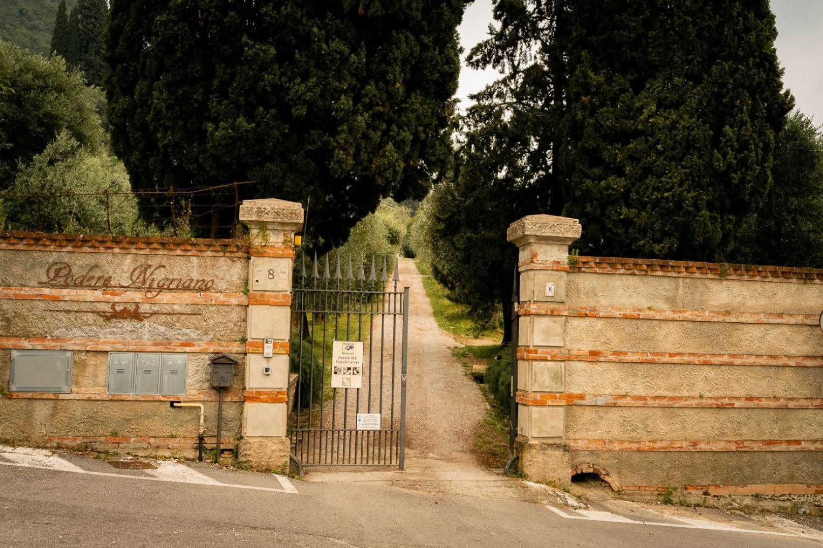 Agriturismo Podere Nigriano Salò Exteriör bild